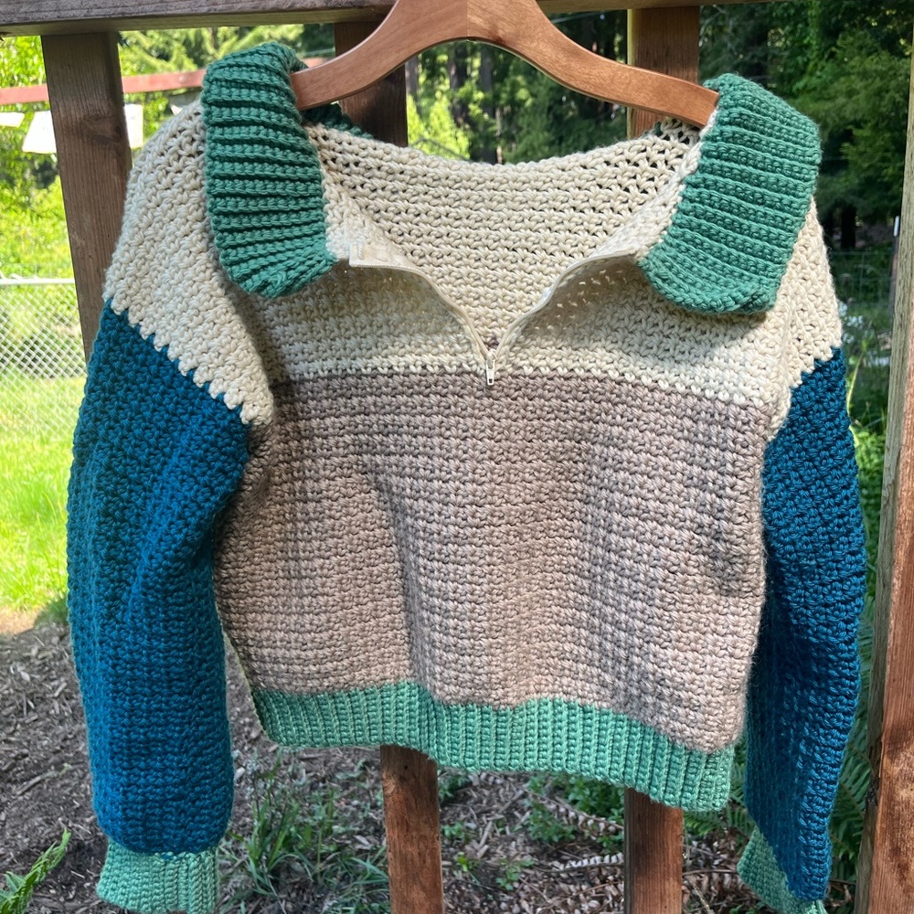 Colorblock Handmade Crocheted Sweater - Picture 3 of 4
